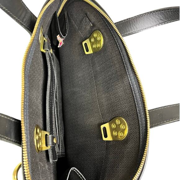 Dooney & Bourke Vintage Cabriolet Satchel Purse Blck Leather Gold Trim Old Money - Picture 7 of 8